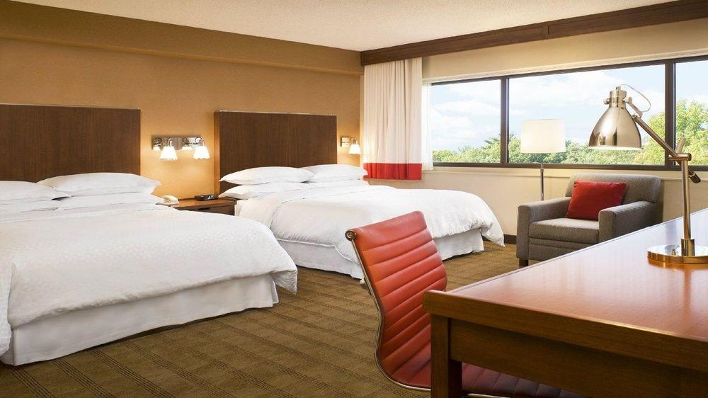Hotel Four Points By Sheraton Detroit 3*