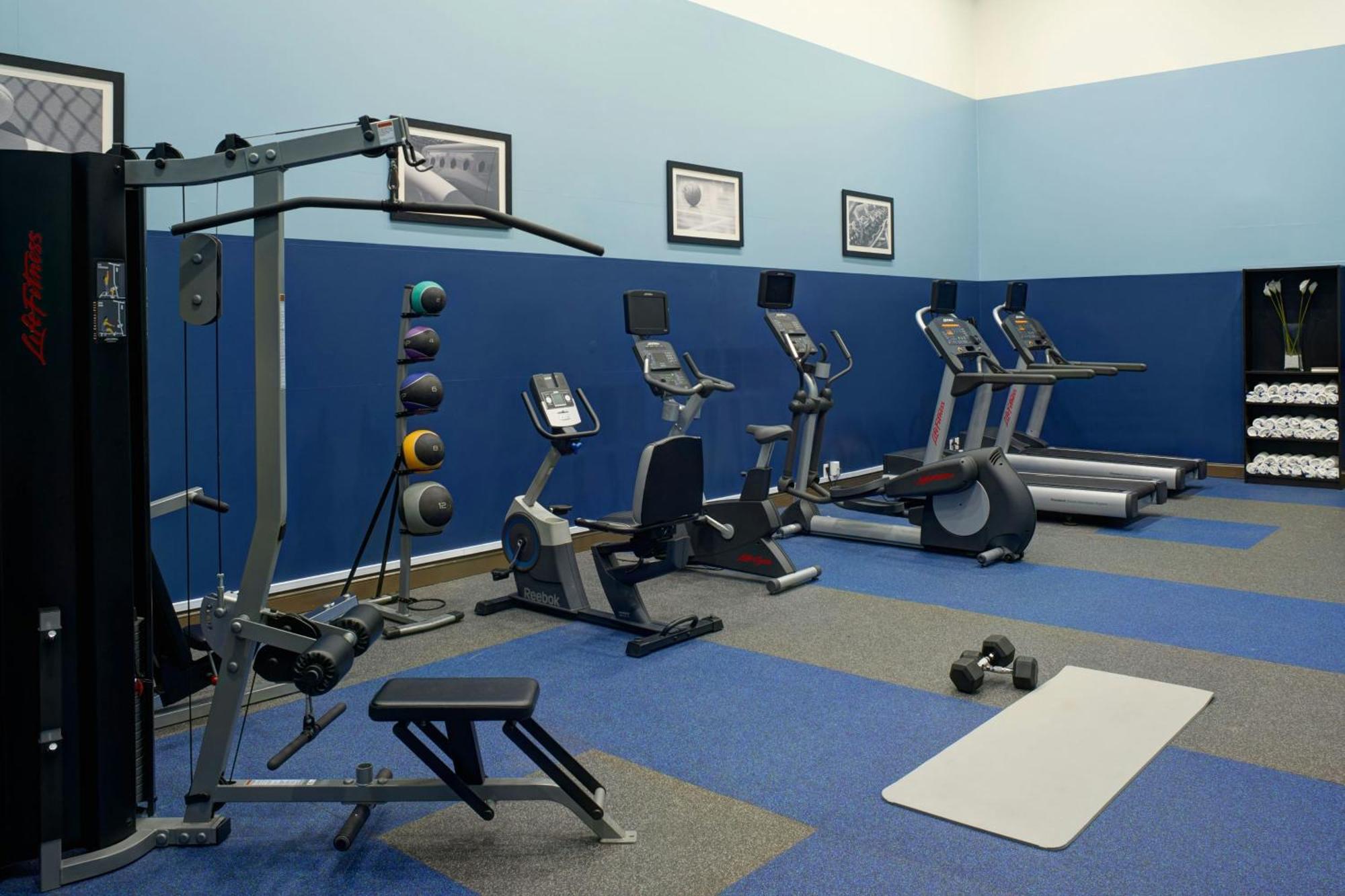 Four Points By Sheraton Detroit 3*
